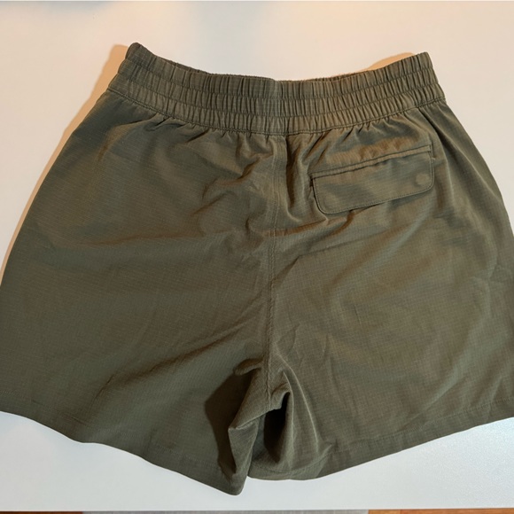 Athleta Pants - Athleta Olive Green Women's Shorts
